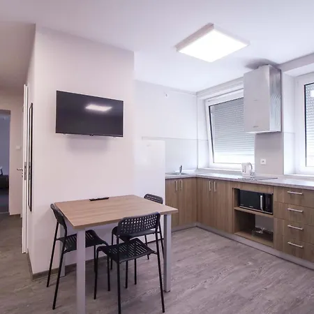 Turbo Szallo Kalocsa *