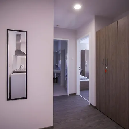 Turbo Szallo Kalocsa Hotel apartamentowy *